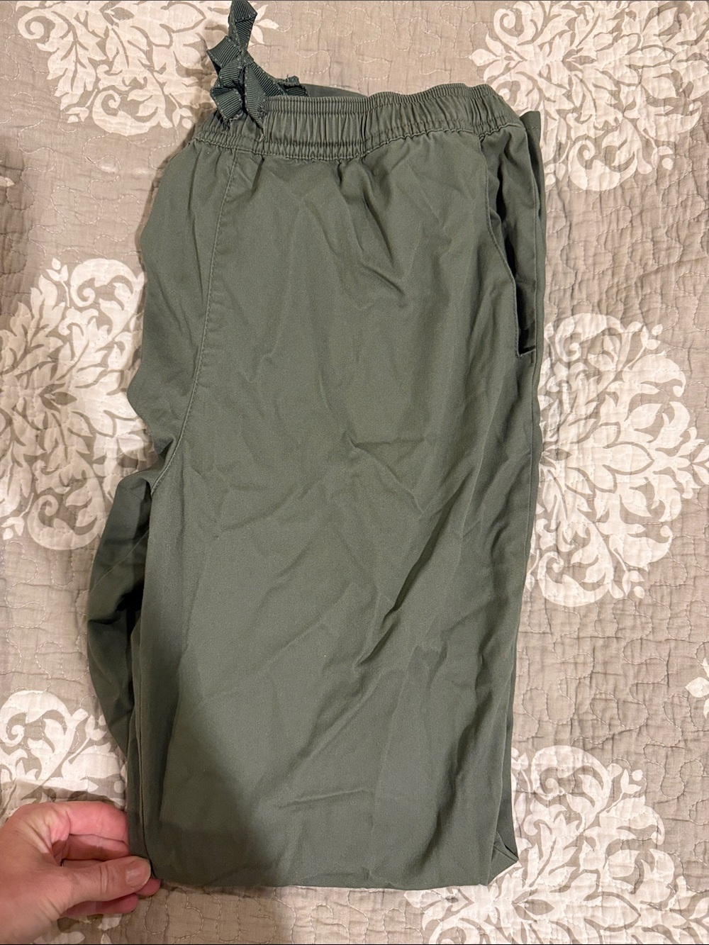 Jannuu Olive Green Scrub Pants